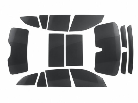 Exempel p� f�rdigskuren solfilm f�r bilens olika rutor.